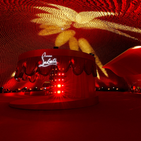 CHRISTIAN LOUBOUTIN路铂廷为您呈现THE LOUBI SHOW 于巴黎L’Espace Niemeyer美术馆以独特表演艺术揭幕2022秋冬女士系列
