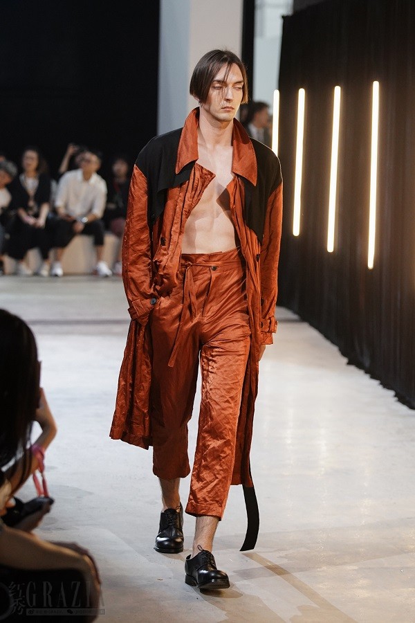 kvcrg20191015182254.jpg 3.jpg