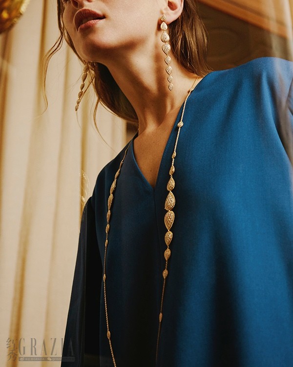 khmsr20200327125219.jpg Boucheron宝诗龙Serpent Bohème系列长项链与吊坠耳环.jpg