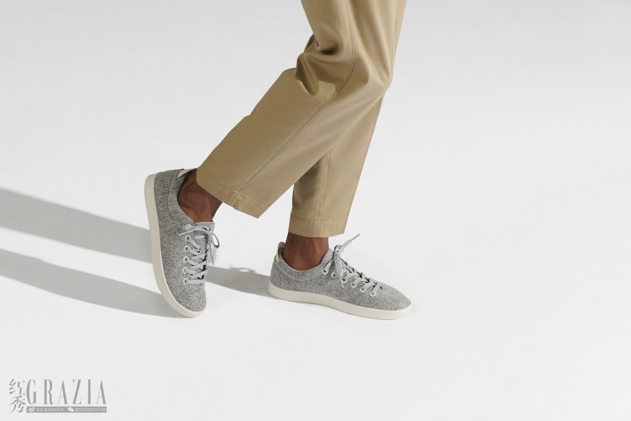 mrvcw20200930204120.jpg Wool Piper Soft Launch Still - Male Dapple Grey 2.jpg