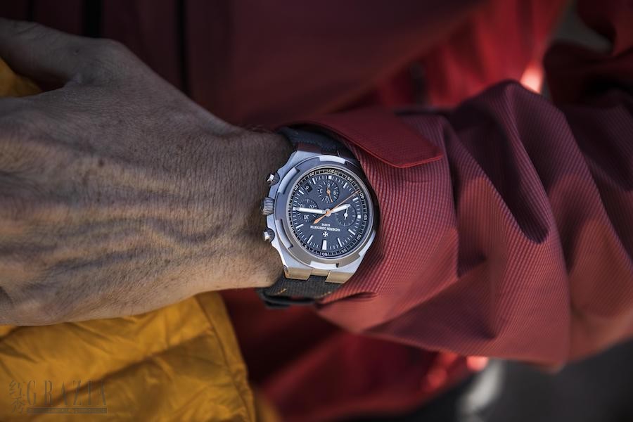 nwpio20210928182545.jpg VAC_Overseas_Chrono_Everest_5510V_000T_B923_C_Richards_Lifestyle_6.jpg