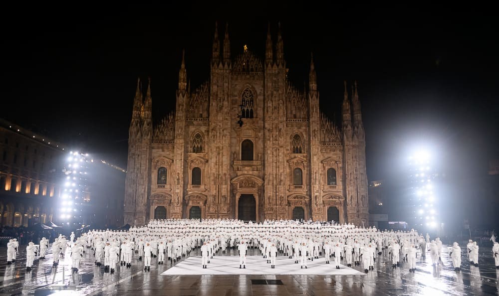 zzmzg20220926162709.jpg MONCLER EXTRAORDINARY FOREVER_PERFORMANCE IMAGES_COURTESY OF BFA X MONCLER_6.jpg