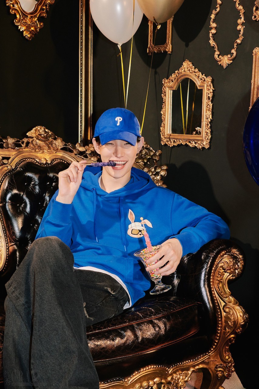 23SS NEW YEAR RABBIT53292 .JPG