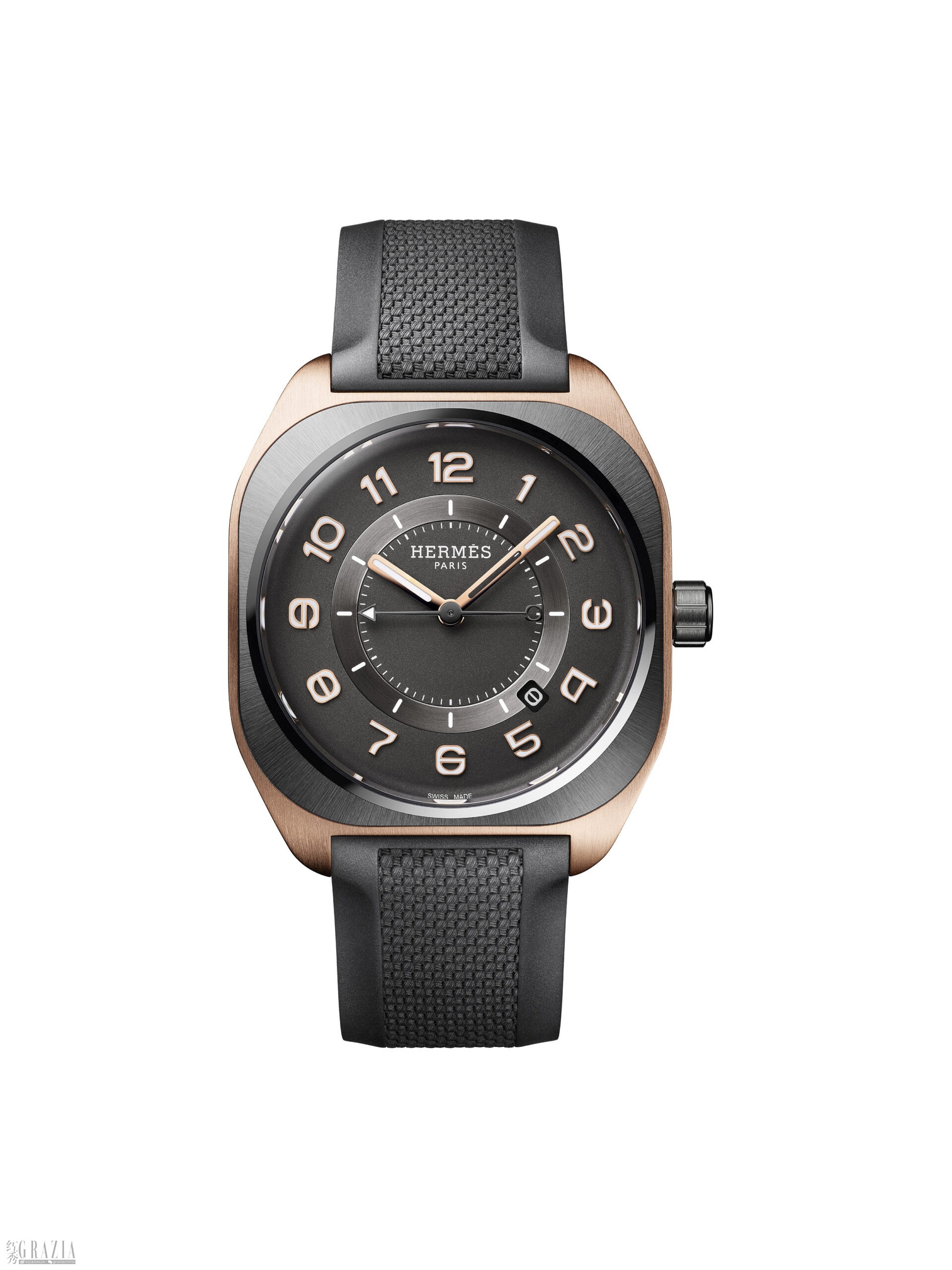 vzrod20230612151626.jpg Hermes H08 watch in titanium and rose gold, band in rubber AW23 Objets Hermes © Joel Von Allmen.jpg