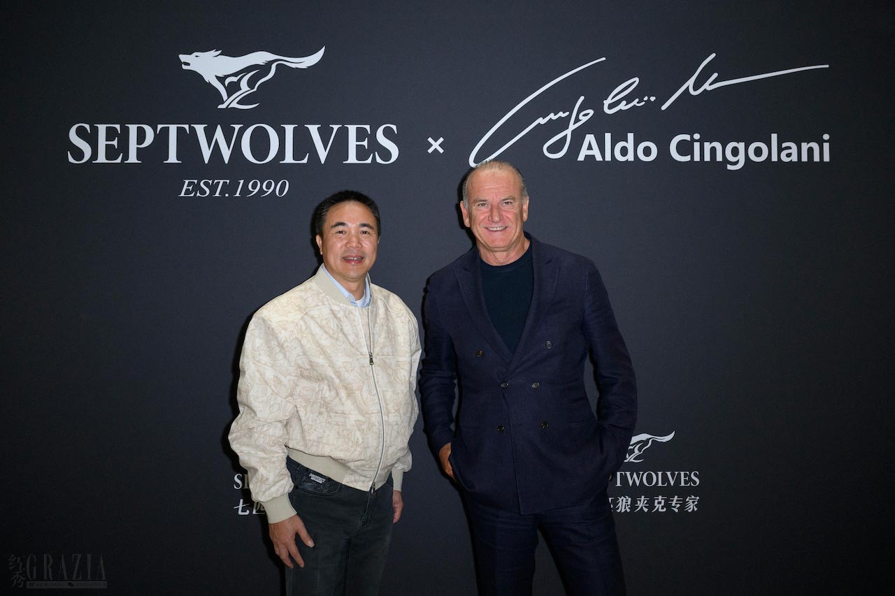 vsqtr20230923183156.jpg 图3-七匹狼董事长周少雄及意大利超跑设计师Aldo Cingolani.jpg