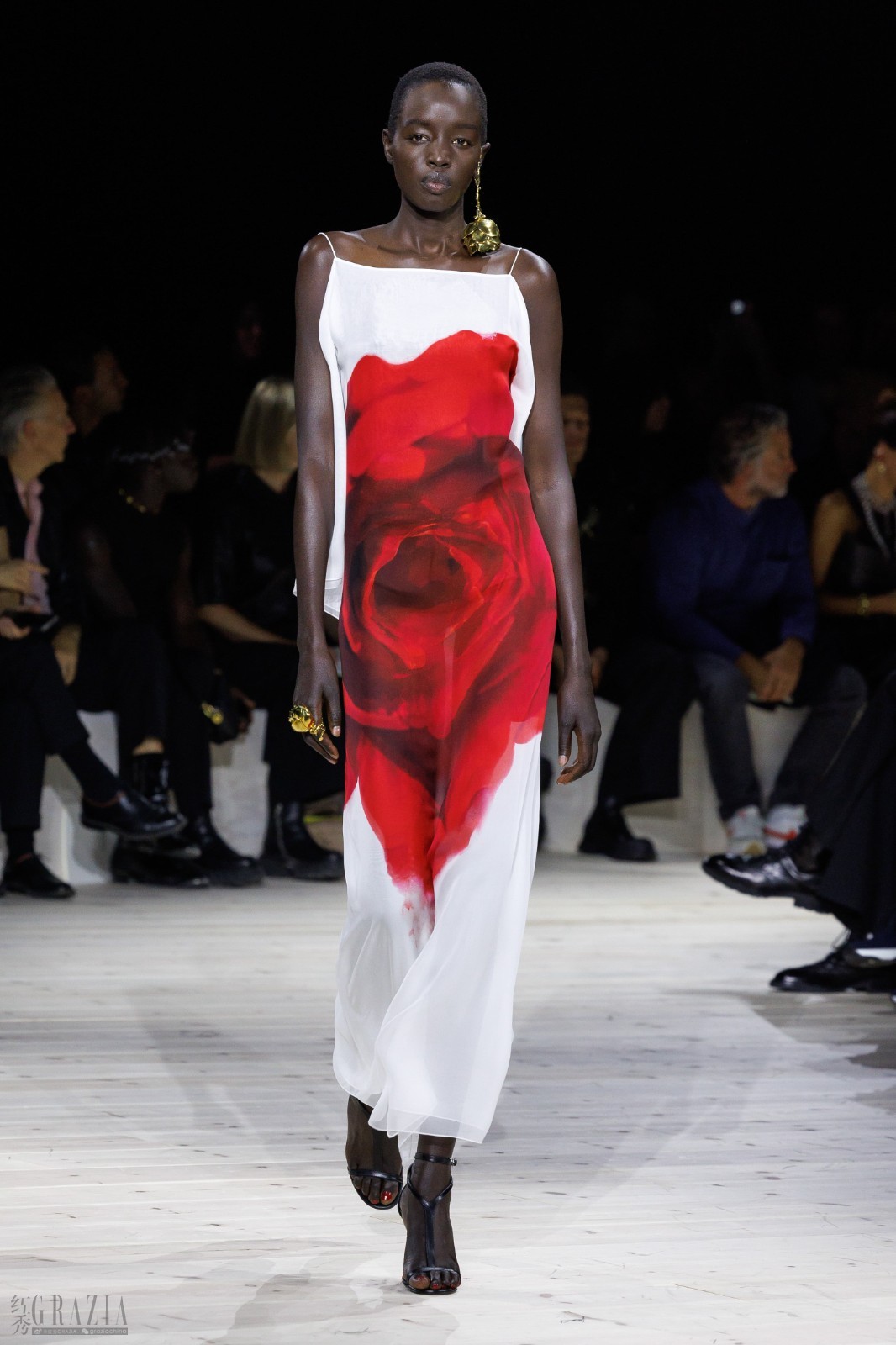 bvsoz20231002131546.jpg LOOK 33-min.jpg