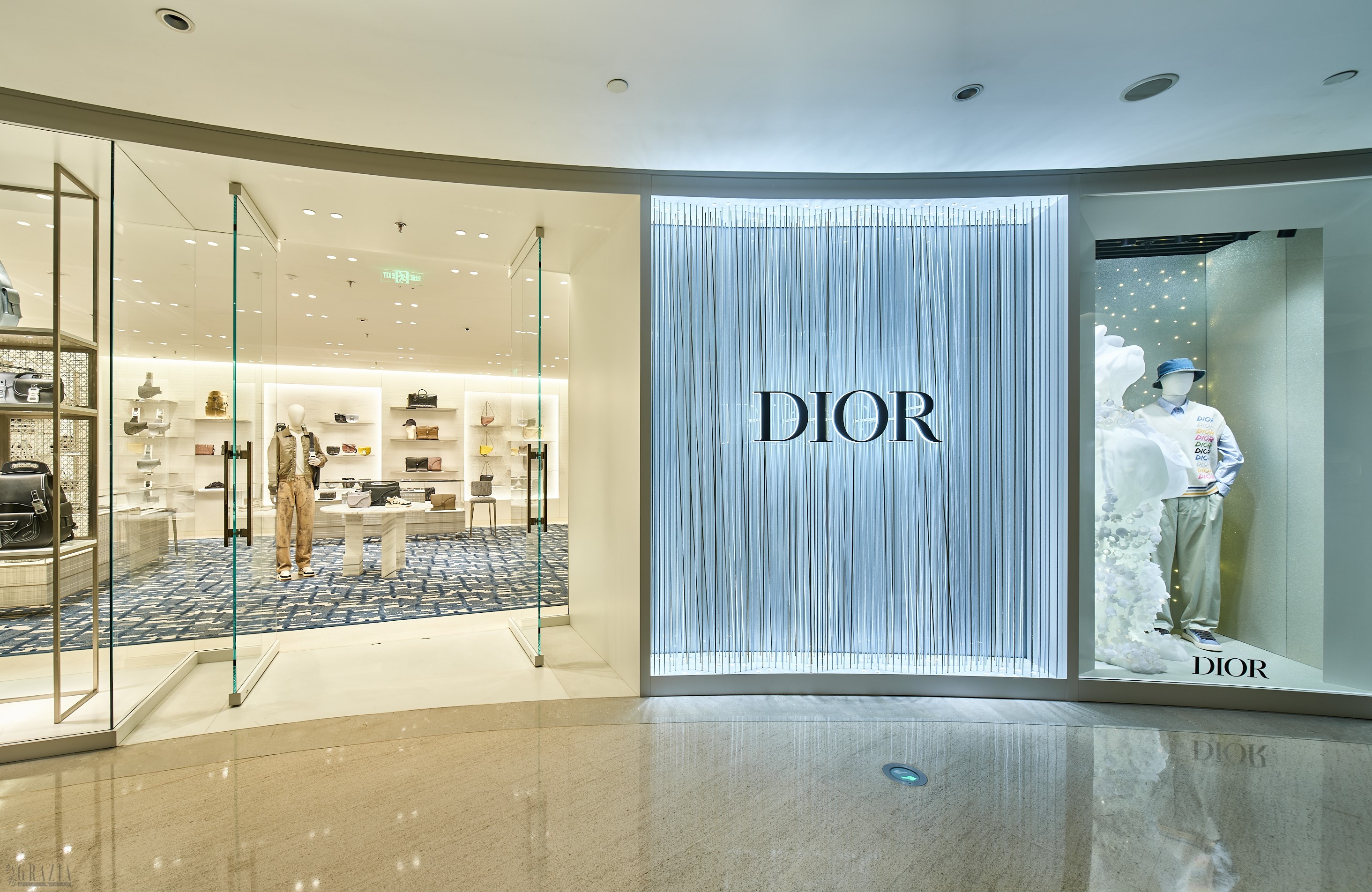 gyuws20231030163942.jpg GFXS1245_Panorama.jpg