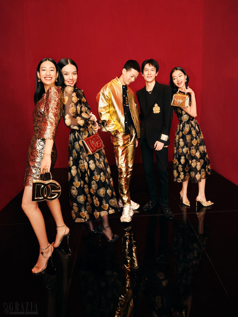 dwlzk20240129172958.jpg 杜嘉班纳2024农历新春限定系列广告大片_4.jpg