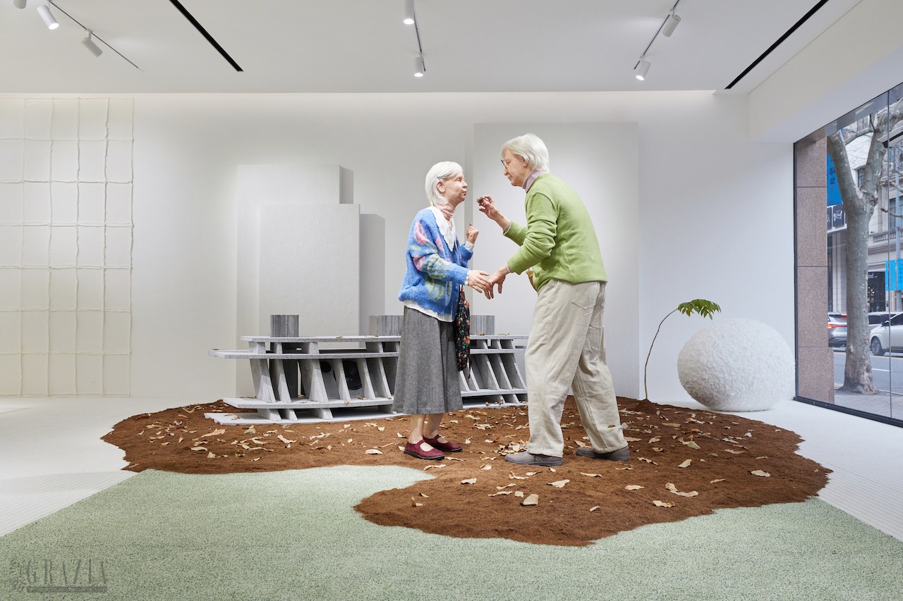 xdwsw20240311142649.jpg HAUSNOWHERE_TAMBURINS_2_MAIN.jpg