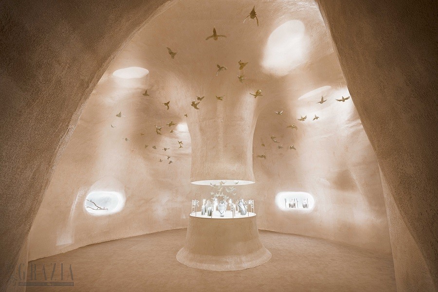 vaxuq20240318145150.jpg 蒂芙尼于上海呈献让·史隆伯杰高级珠宝系列(Jean Schlumberger by Tiffany)Bird on a Pearl 作品 (1).jpg