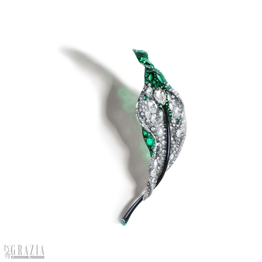 CINDY CHAO 艺术珠宝20周年系列长叶胸针01.jpg