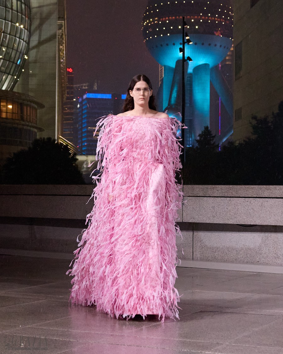 BALENCIAGA SPRING 25 LOOK 58.jpg