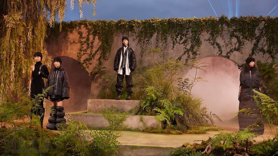 uerca20241121134921.jpg THE CITY OF GENIUS_SPACES WITH MODELS AND PRODUCT FOCUS_17.jpg