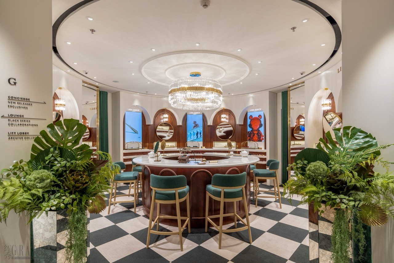 PUYI CURATION featuring LINDA FARROW_3大.jpeg