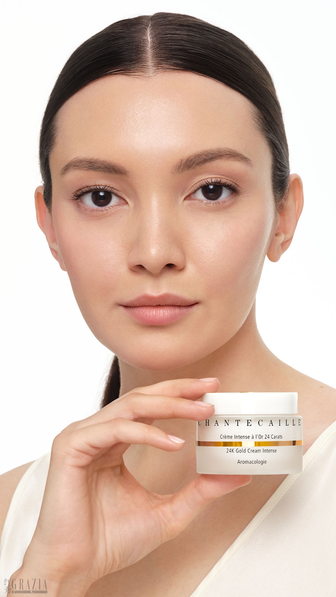 Chantecaille 香缇卡致臻金颜焕亮面霜_模特图.jpg