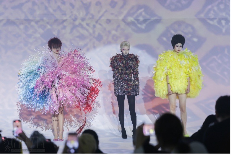 pkvgh20251105221106.jpg shihuakou13.jpg