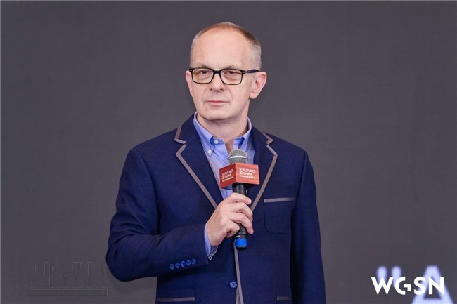 yuthr20251114053252.jpg 16.jpg