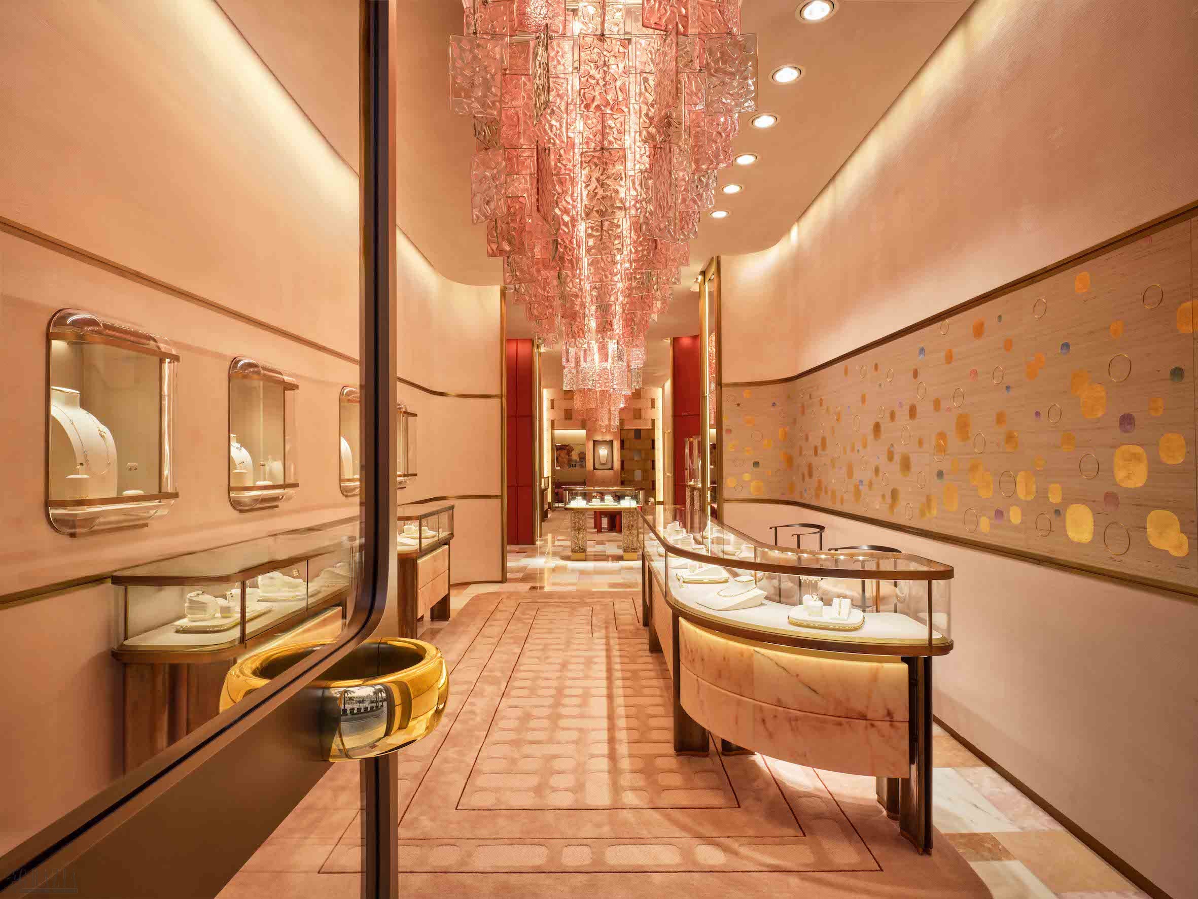 kklje20251211144135.jpg 3_Pomellato宝曼兰朵罗迪欧大道全新旗舰店揭幕.jpg