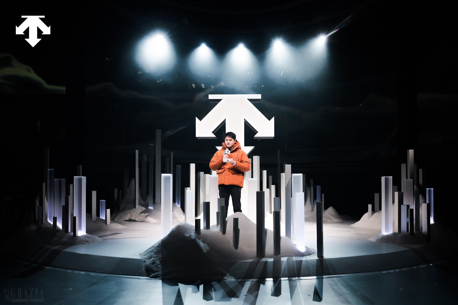 vetvk20251222123551.jpg 图7:迪桑特(中国)有限公司董事长丁少翔先生发表致辞.jpg