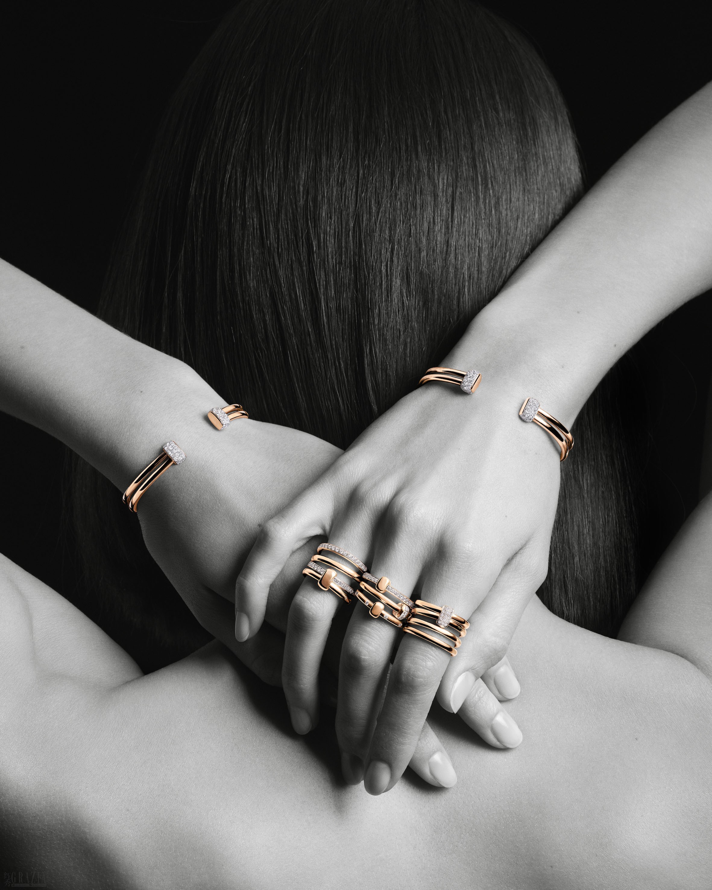 gqdqw20260106121220.jpg 3_POMELLATO宝曼兰朵耀目发布2026全新广告大片.jpg