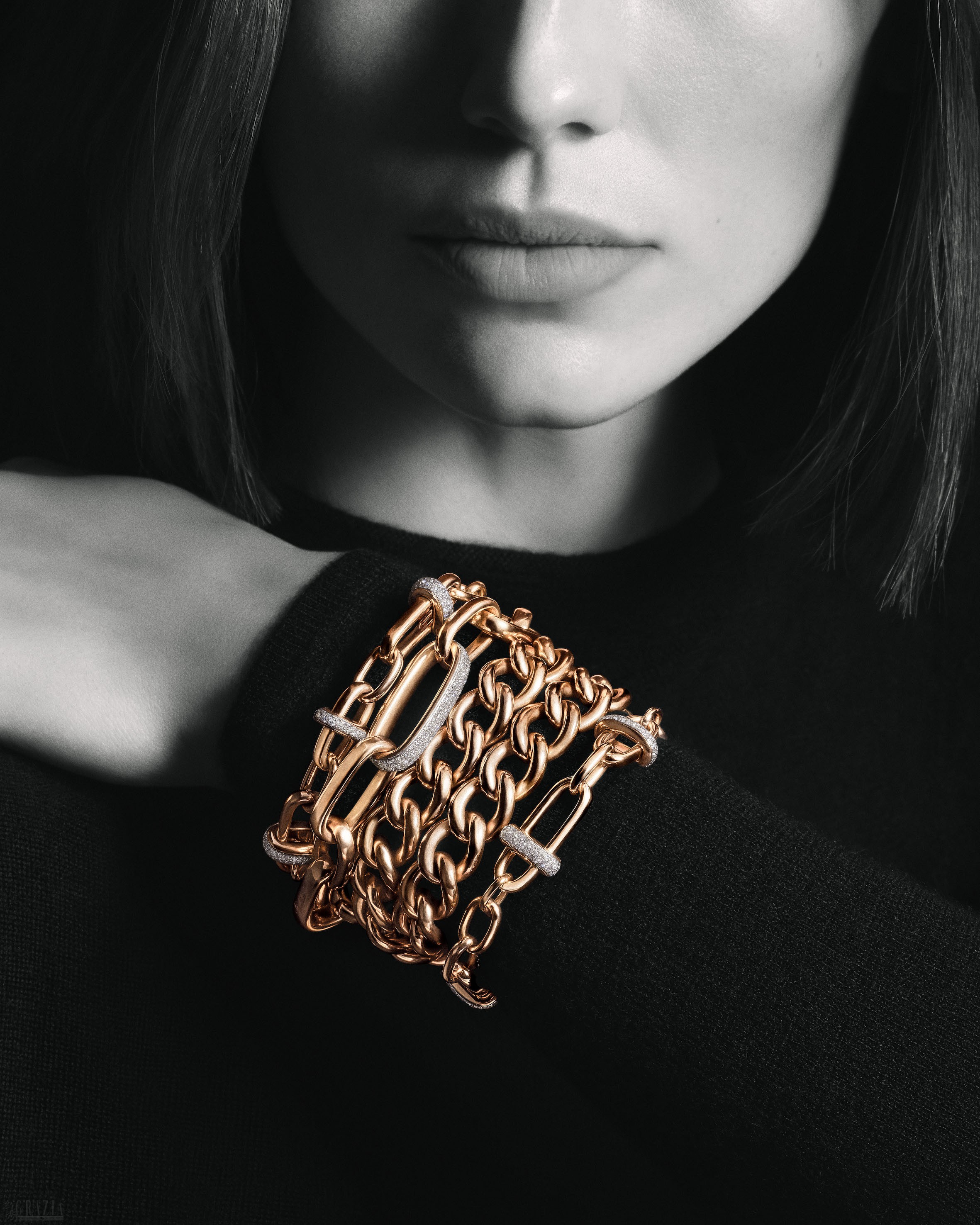 pxabn20260106121205.jpg 2_POMELLATO宝曼兰朵耀目发布2026全新广告大片.jpg