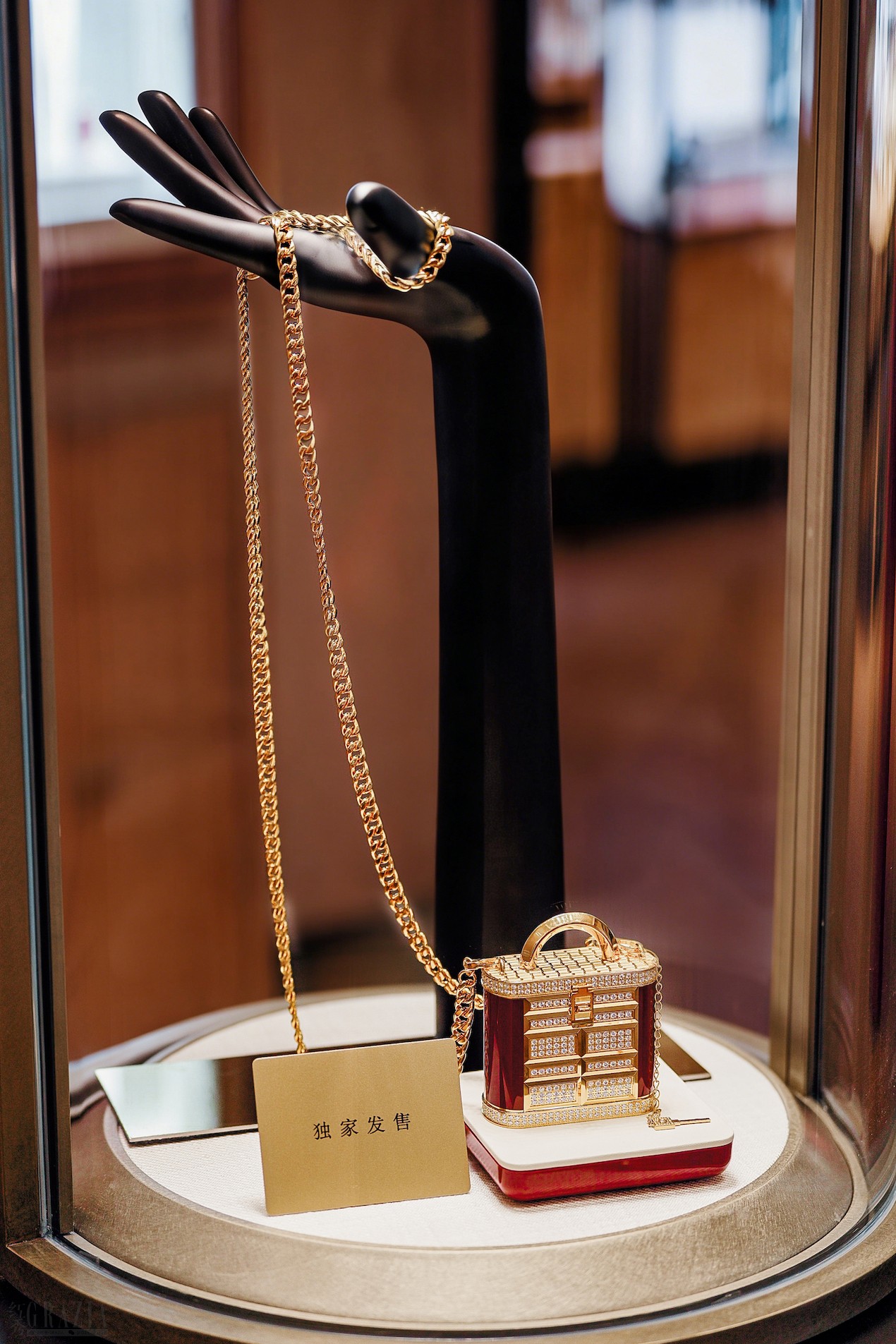 周大福传喜系列 竖2.jpg