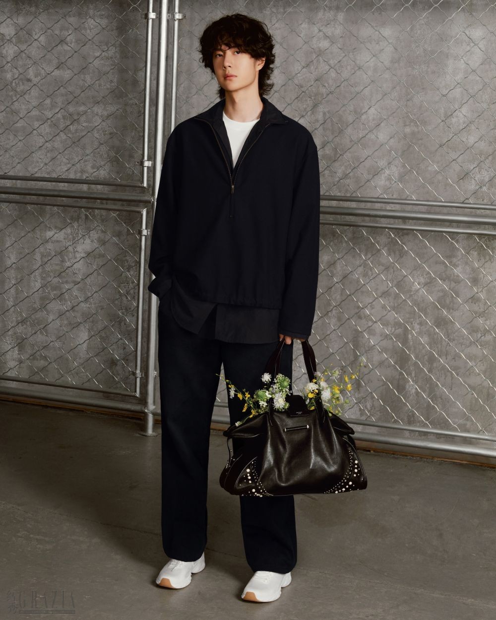 nossy20260130122819.jpg WANG YIBO 25_PHASE 4_DIAMOND RUN & BLACK BAR FILO_A_4x5.jpg