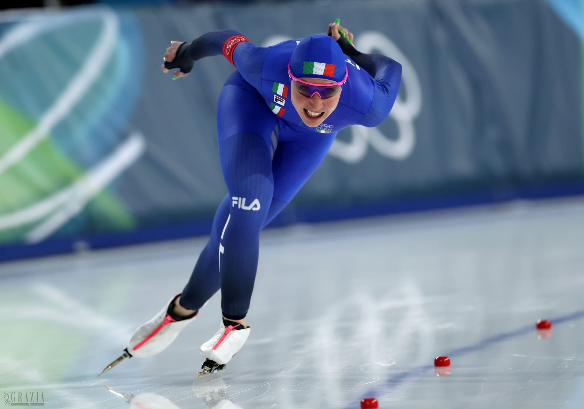 意大利名将 Francesca Lollobrigida成为速度滑冰女子3000米和5000米“双金王”.jpg
