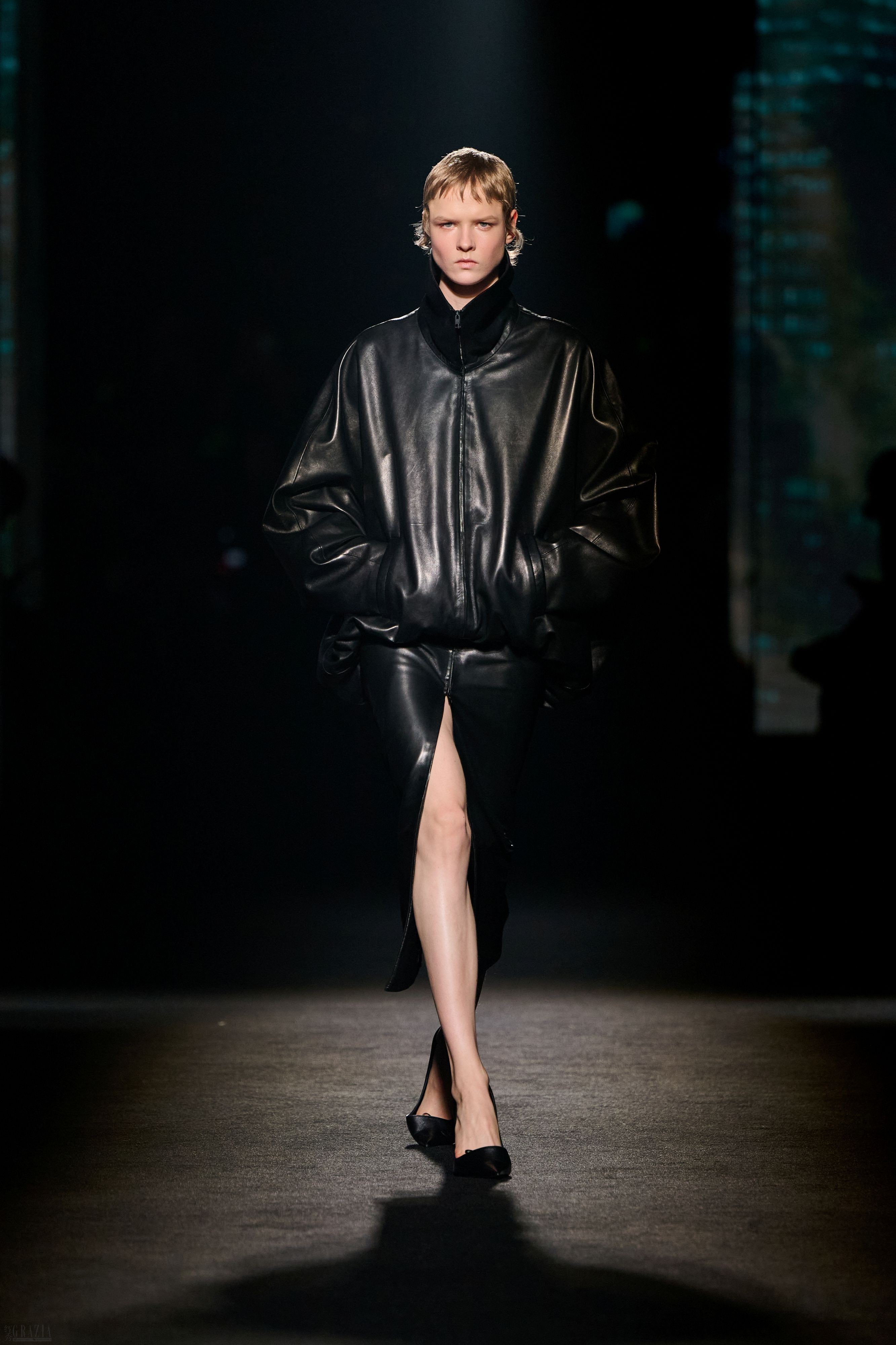 BALENCIAGA WINTER 26 COLLECTION ©ALESSANDRO GALATOLI LOOK 1.jpg