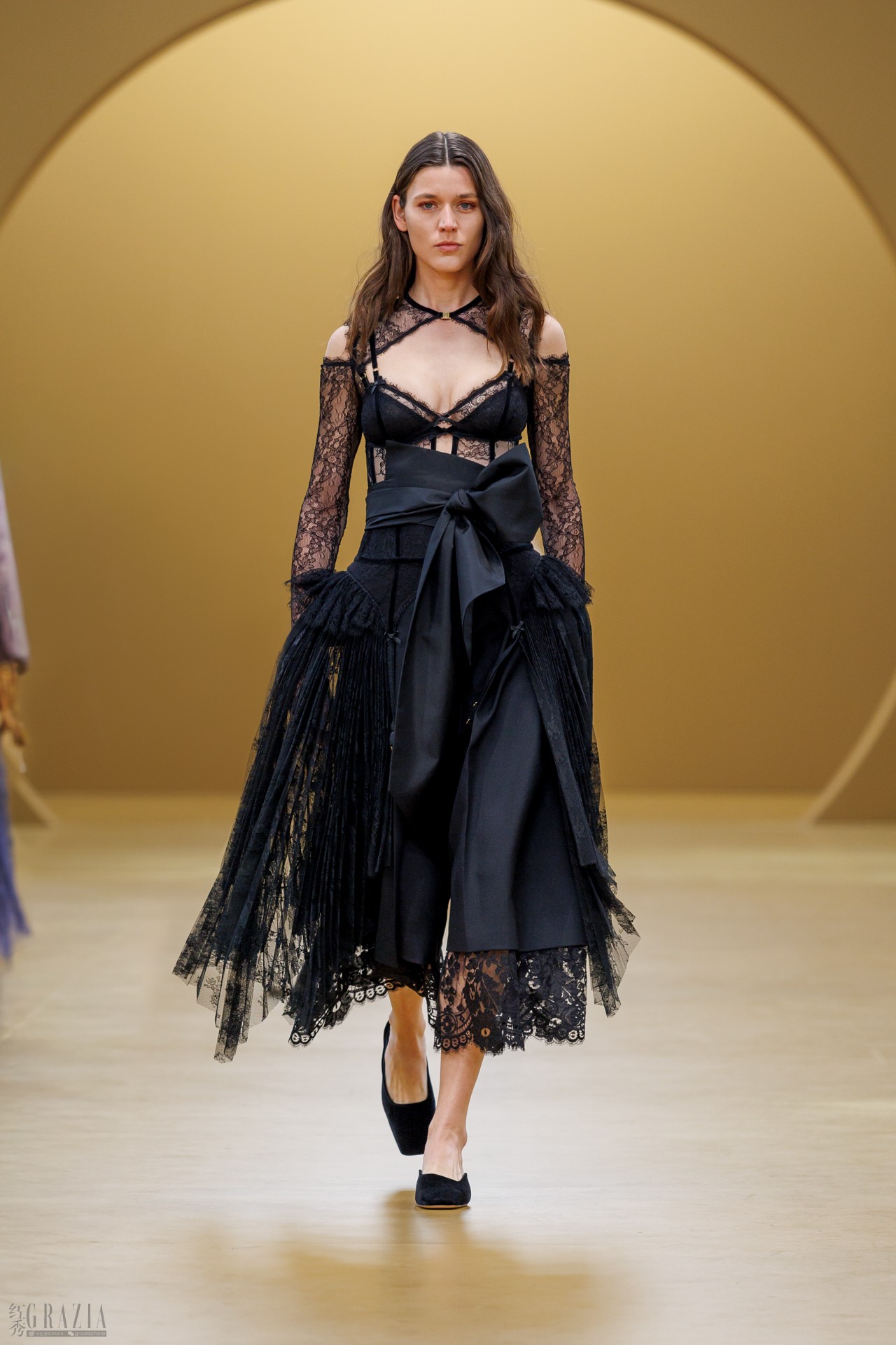 ZIM F26 FOH_STILLS_2x3_51.jpg