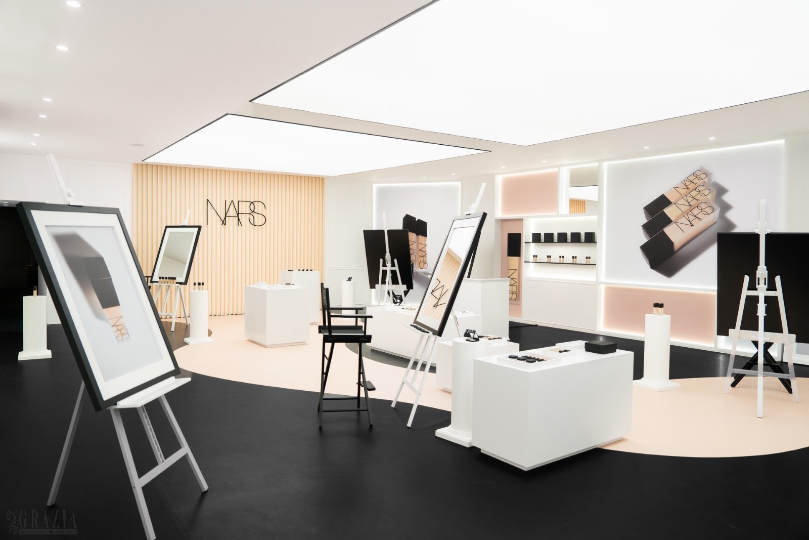 NARS「超磨画境」超雾瓶粉底新品发布会盛大举办7.jpeg