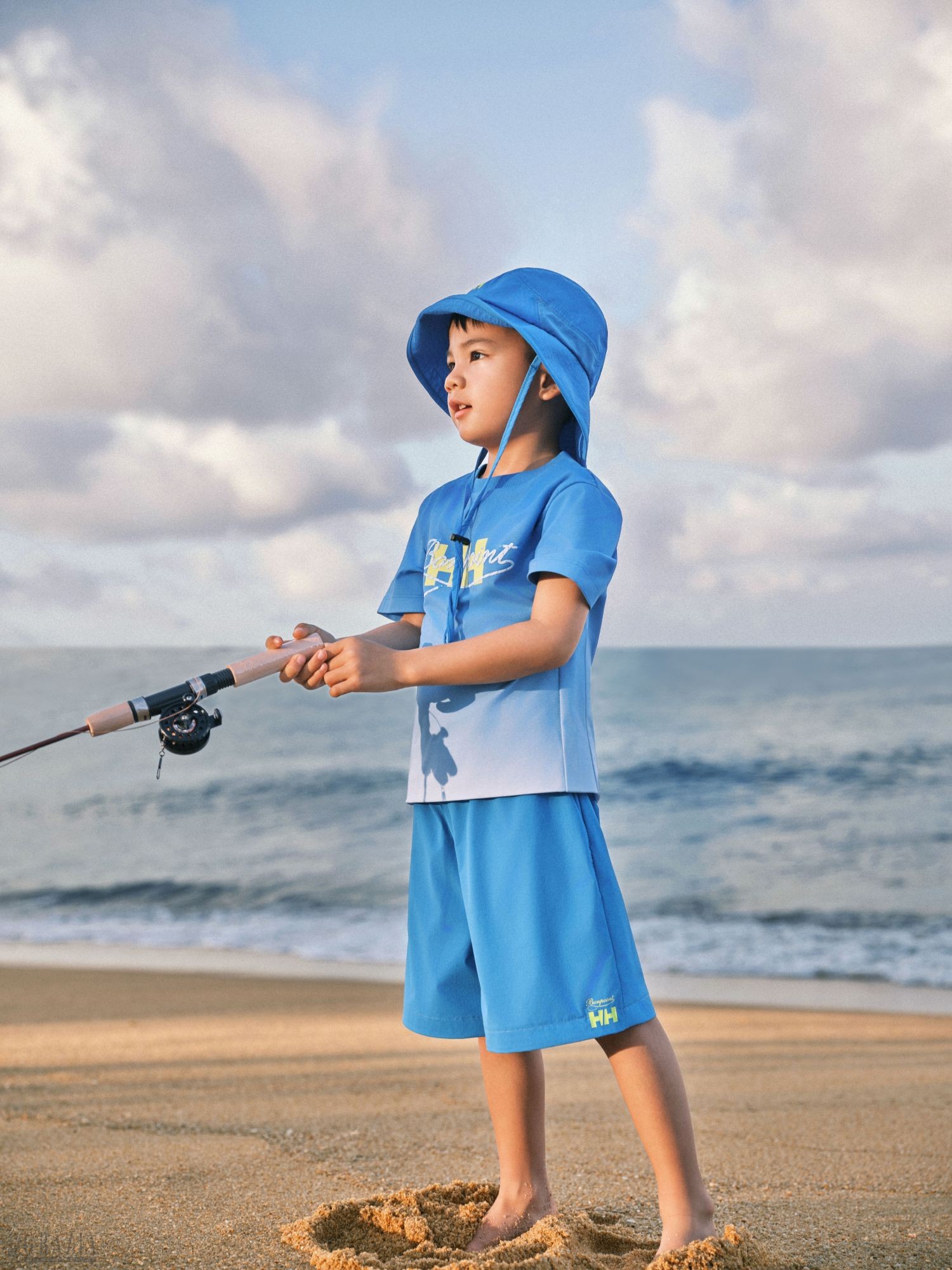 hbxoc20260330134314.jpg 07_Bonpoint × HELLY HANSEN限定联名童装系列.jpg