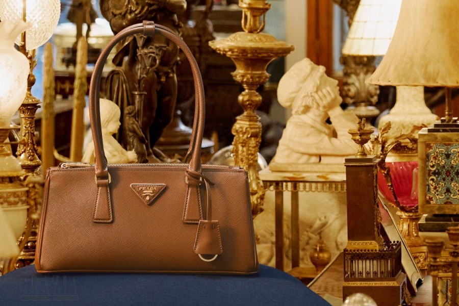 vpiwe20260415121744.jpg Prada Galleria_still life (2).jpg