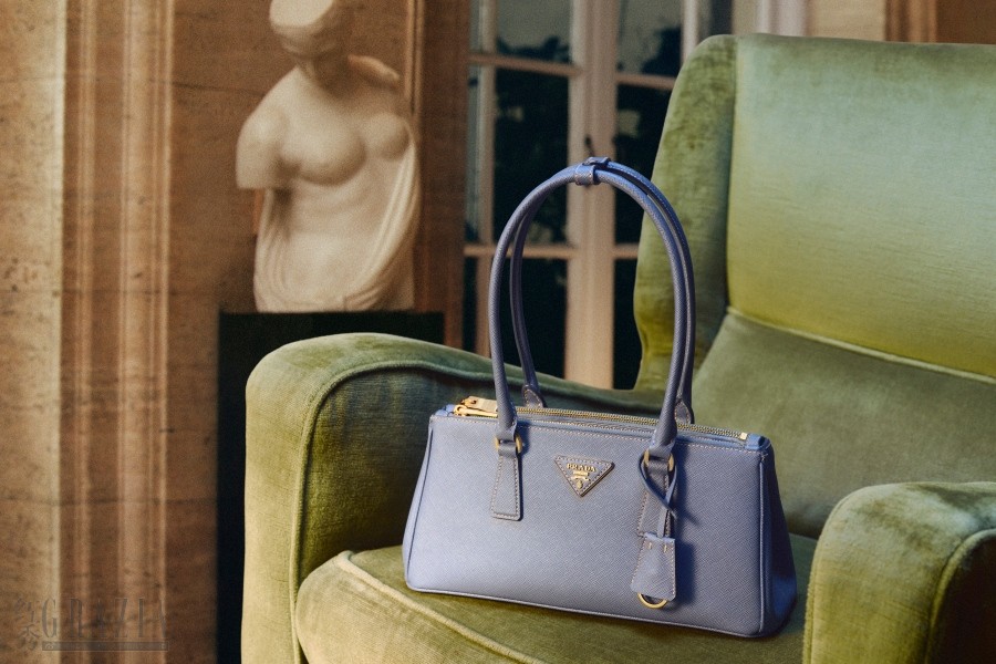 xsqnc20260415121744.jpg Prada Galleria_still life (1).jpg