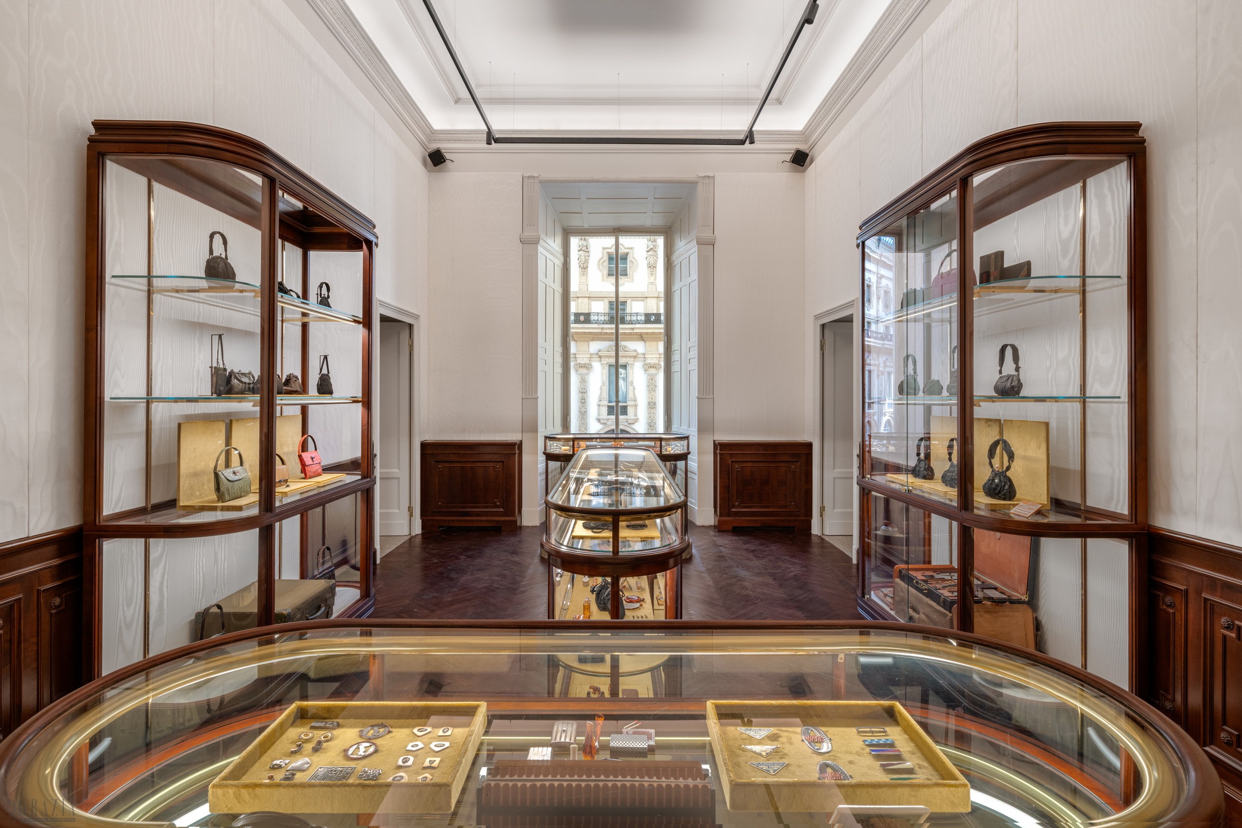 Pradasphere_Prada Galleria Vittorio Emanuele II_01.jpg