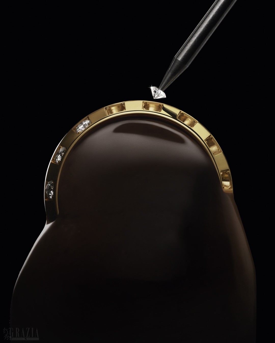 LE DAMIER DE LOUIS VUITTON SAVOIR-FAIRE - LOUIS VUITTON FINE JEWELRY ©Laziz Hamani 4.jpg