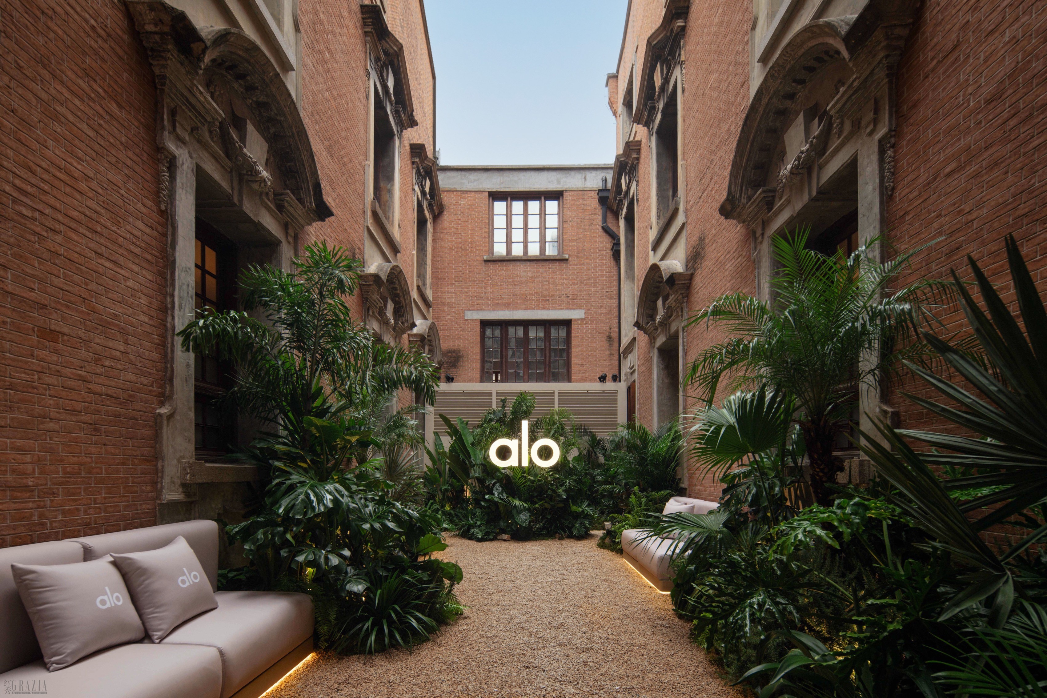 yplvg20260929134309.jpg ALO ZY POP-UP STORE-3.jpg
