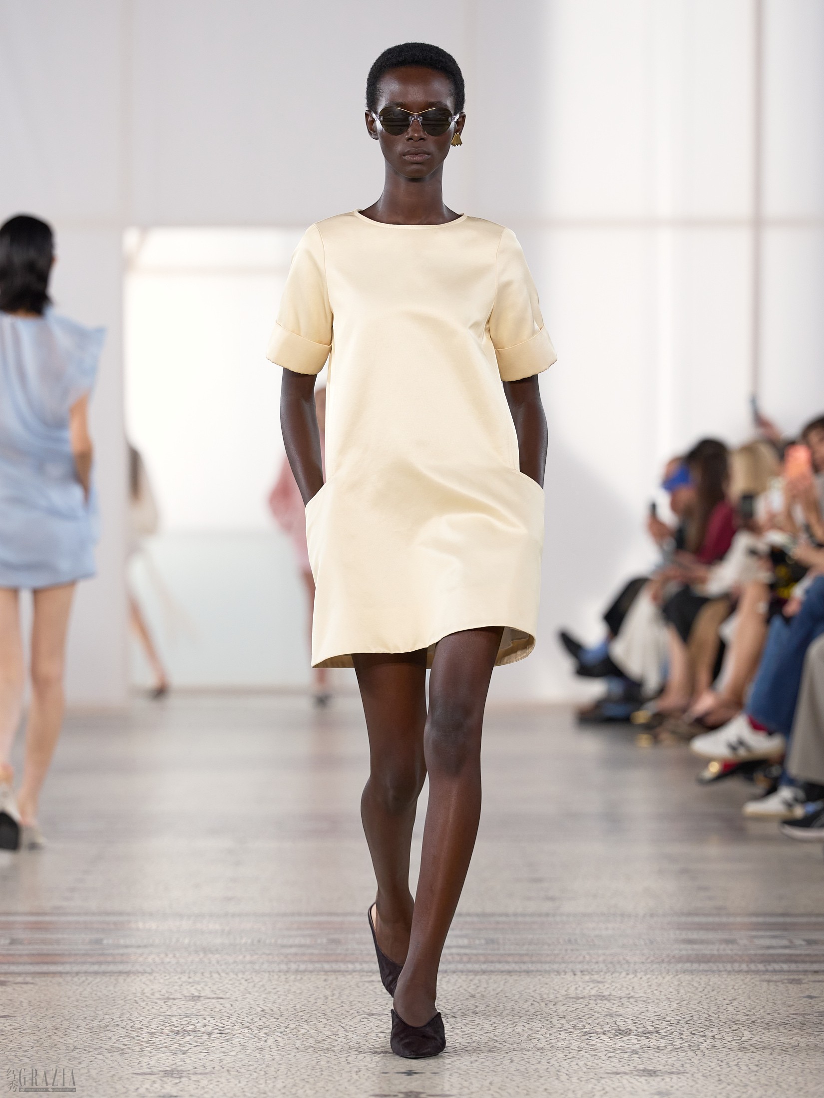 Look 05.jpg