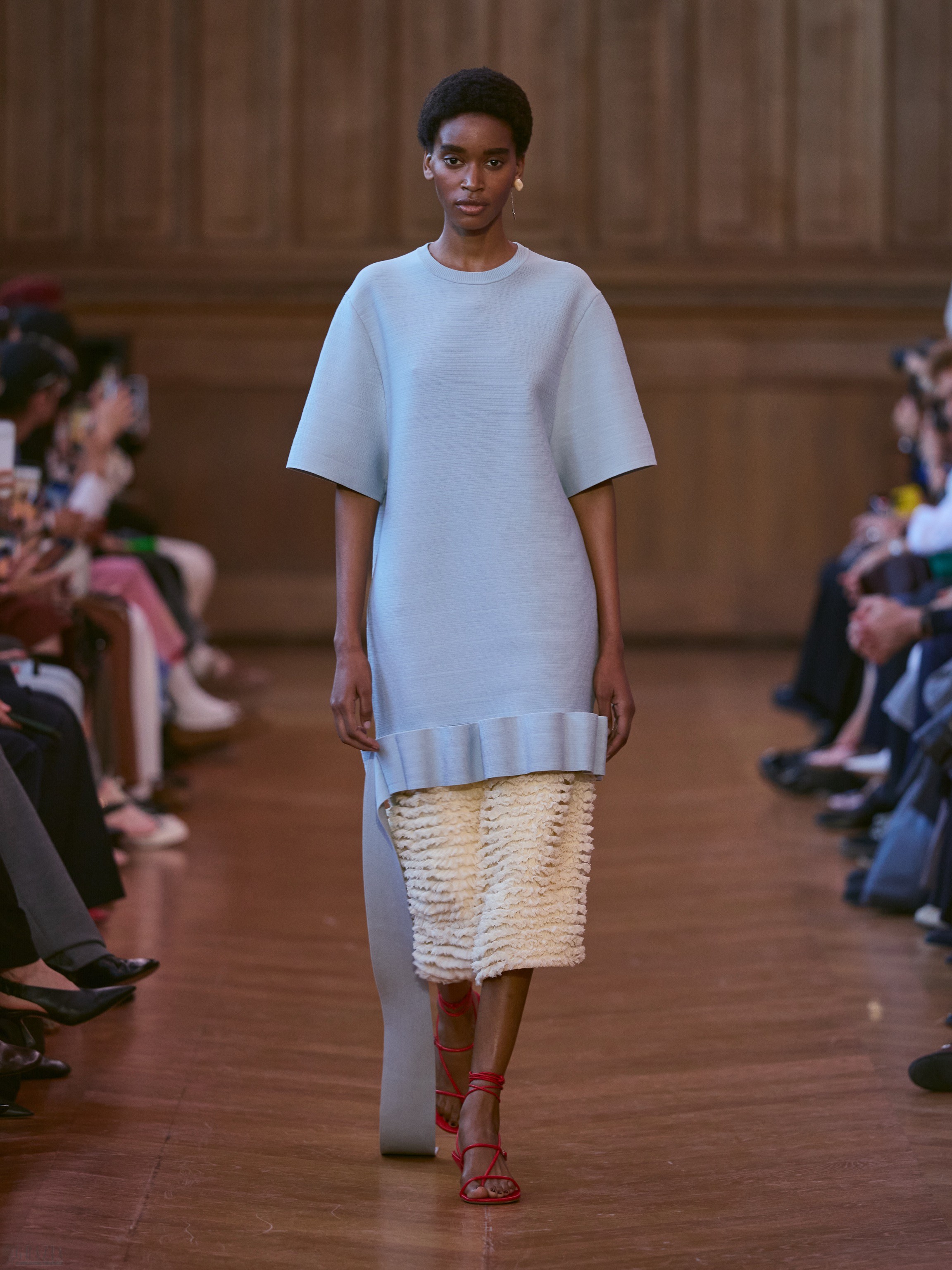 Icicle_ss27_runway01_press_look_11.jpg