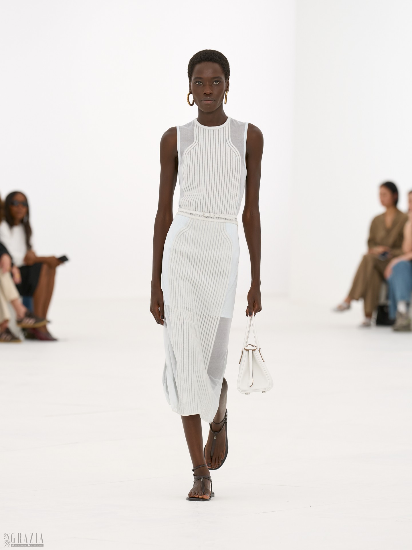 HERMES_WRTW_SS27_Runway_FilippoFior_03.jpg