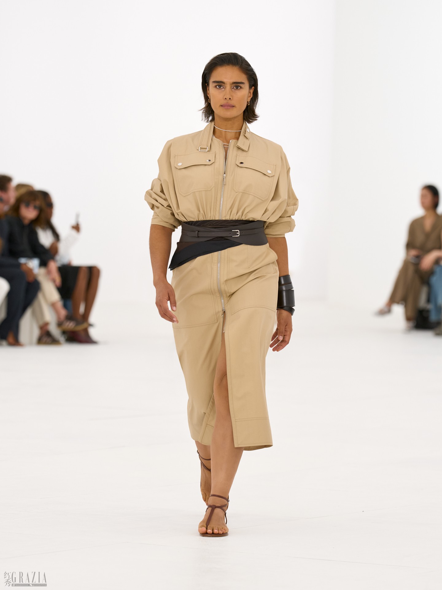 HERMES_WRTW_SS27_Runway_FilippoFior_14.jpg