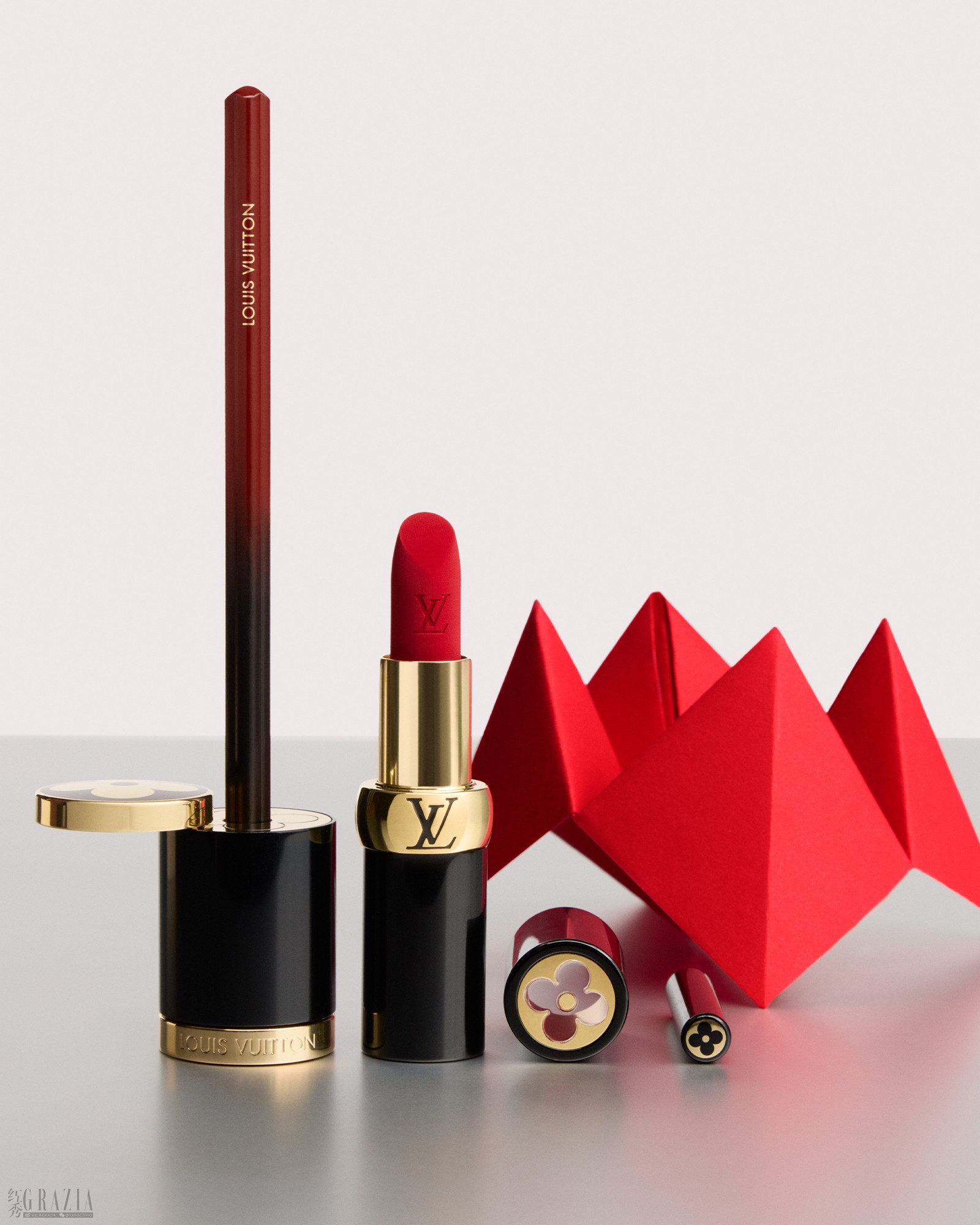 BTY_LV_CRAYON26_LIP_LINER_PRODUCTS_FAMILY_1218_NO_LOGO_72_WEB_1600x2000.jpg